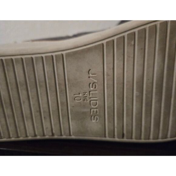 J/Slides Mika platform sneaker bootie in dark grey brush suede. - Picture 3 of 6